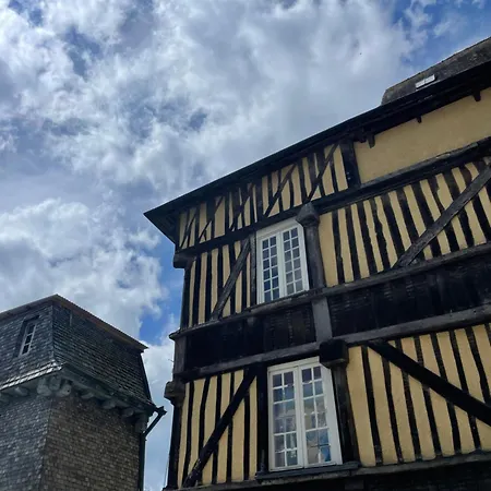 Ker Latitude 1 Vieux * Dinan